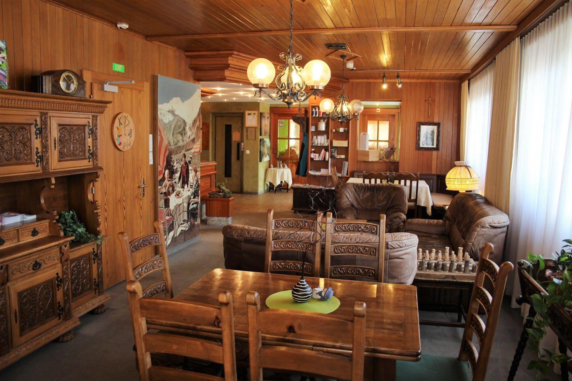 Swiss Family Hotel Alphubel Saas Fee Kültér fotó