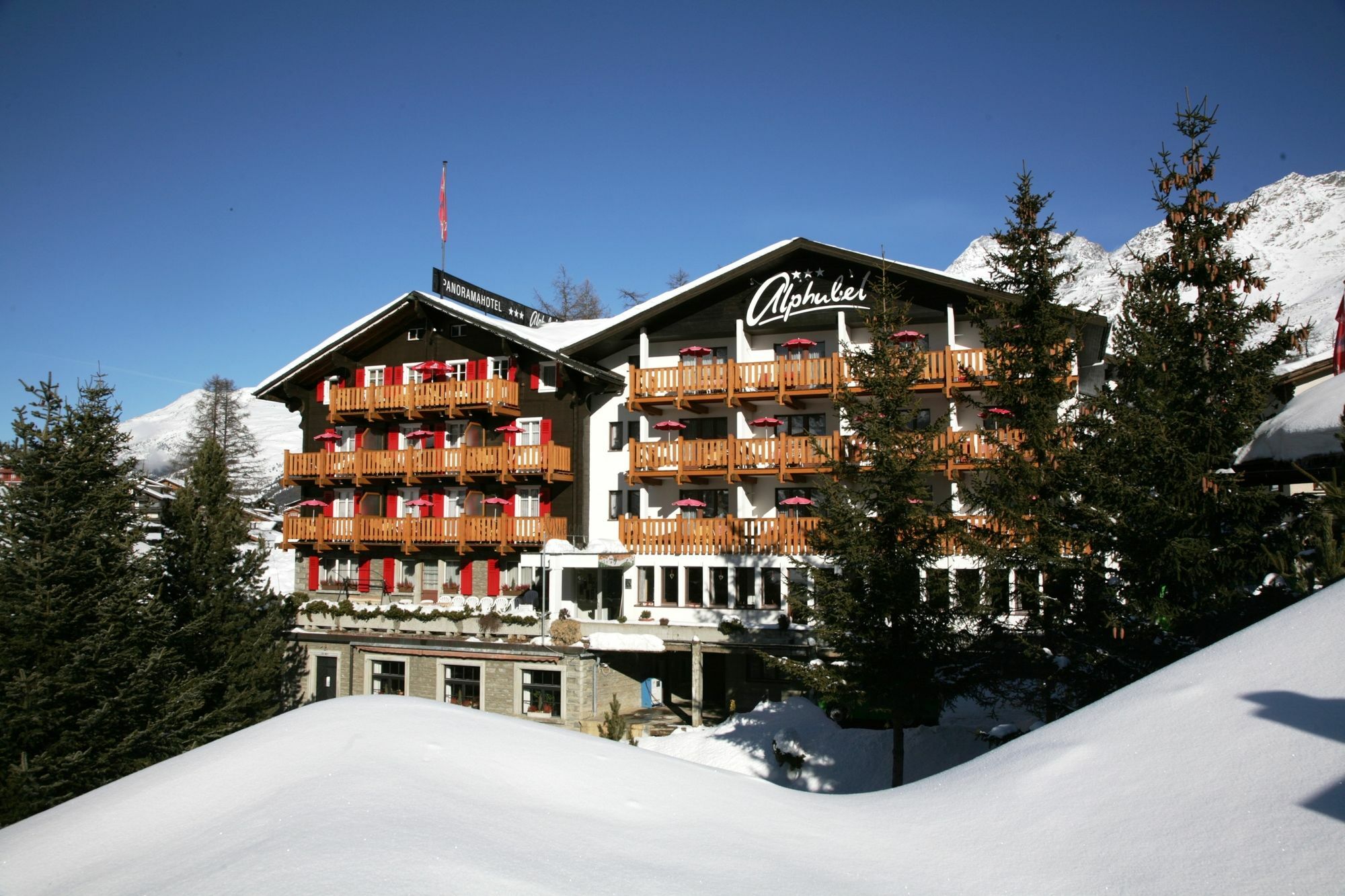 Swiss Family Hotel Alphubel Saas Fee Kültér fotó